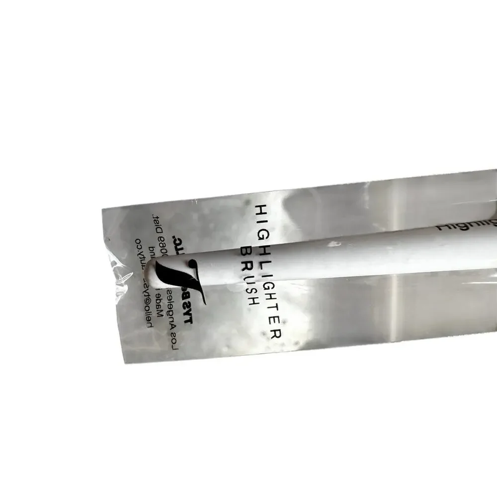 TYS Beauty Highlighter Brush